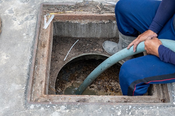 there are regulations and guidelines in place regarding the frequency and proper disposal methods for grease trap pumping